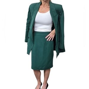 David Hollis Emerald Green 100% Silk Skirt Suit Set Blazer & Pencil Skirt Size 8